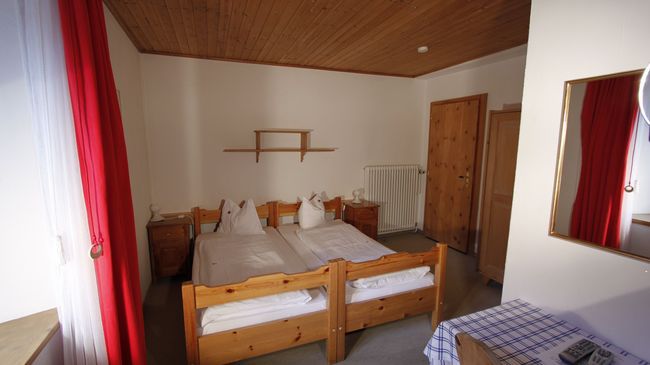 Hotel Veduta Cinuos-Chel Pokoj fotografie