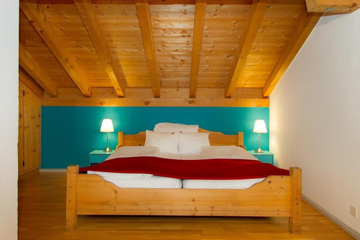 Hotel Veduta Cinuos-Chel Exteriér fotografie